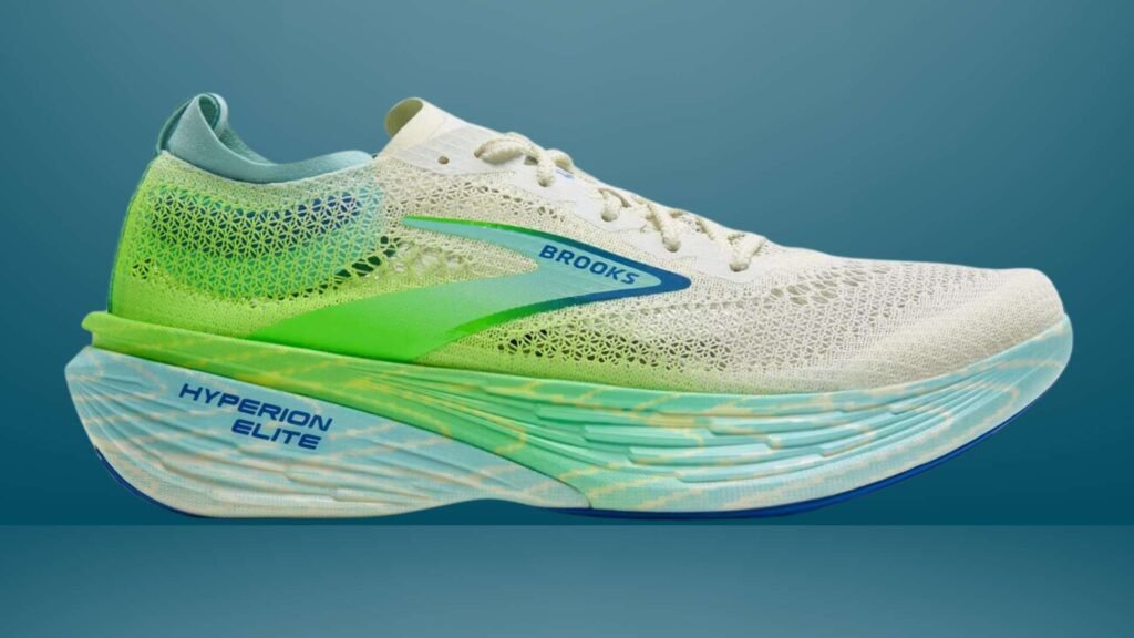 Brooks Plaque Carbone (5) Brooks Hyperion Elite 4 PB vue de côté