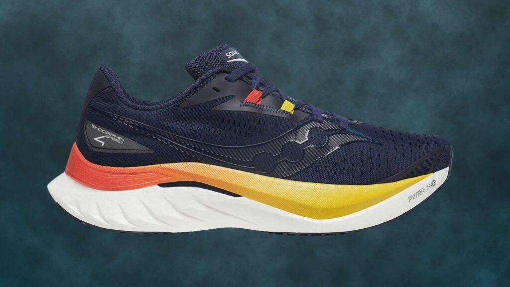 Saucony Endorphin Speed 4 Saucony Endorphin Speed 4 en bleu vue de côté